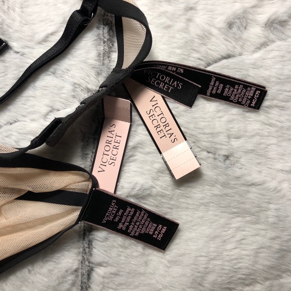 Victoria’s Secret Bra 34C & Pantie Small Set - Picture 4 of 4